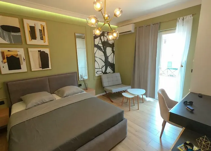 Roza's Center Appartement Tirana